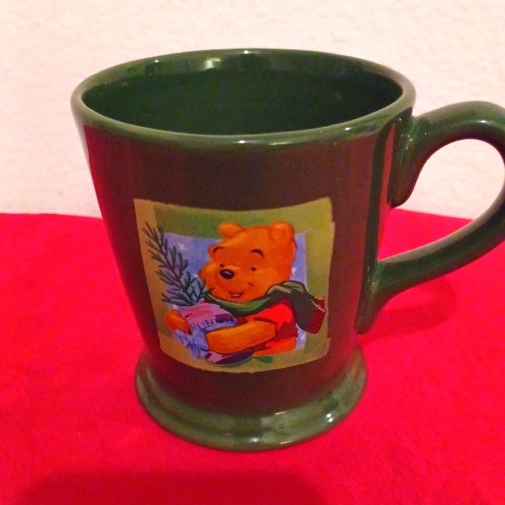 Winnie The Pooh mug holiday,A Christmas to Remember..
